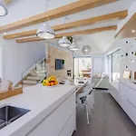 فيلة Idyllic Two Bedroom Villa, Pool, Jacuzzi سوتيفان