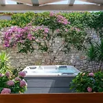Idyllic Two Bedroom Villa, Pool, Jacuzzi