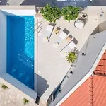 Idyllic Two Bedroom Villa, Pool, Jacuzzi * سوتيفان